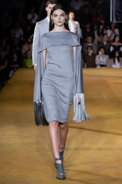 Look 8